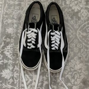 Old Skool Black Vans